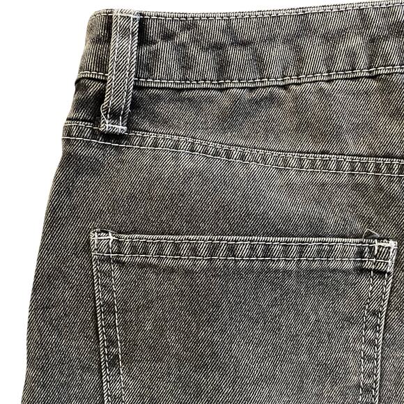 Love Fire Women's Black Acid Denim Cargo Front Slit Skirt Junior Size 5 NWT - Picture 4 of 6